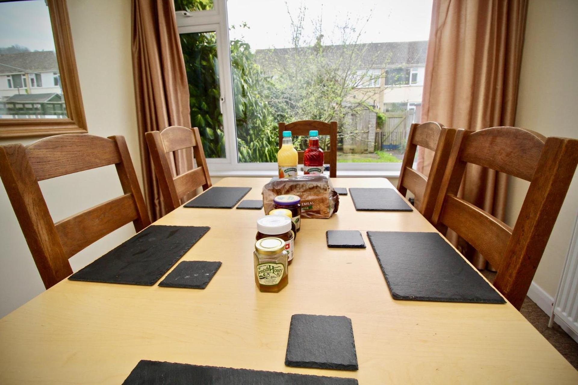 באת' Henry'S Guesthouse מראה חיצוני תמונה